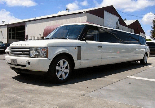 Chauffeur stretched silver Range Rover Vogue limousine hire in London, Berkshire, Surrey, Buckinghamshire, Hertfordshire, Essex, Kent, Hampshire, Northamptonshire